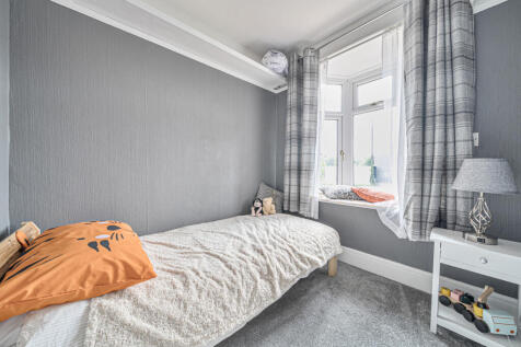 1361586-6-68dd4de...