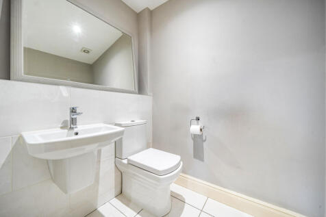 1366056-11-68ee62...