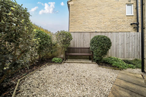 1366056-4-68ee62a...