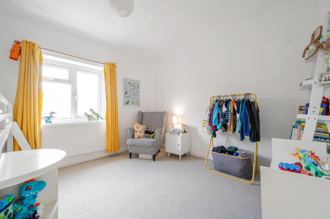 1368881-6-68f0bfd...