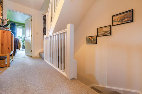 1364323-10-68e639...