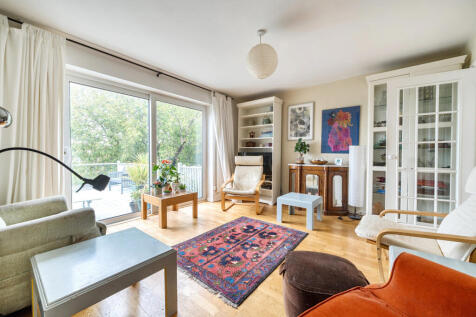 1370017-15-68f8f7...