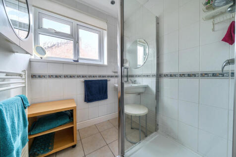 1370017-13-68f8f7...