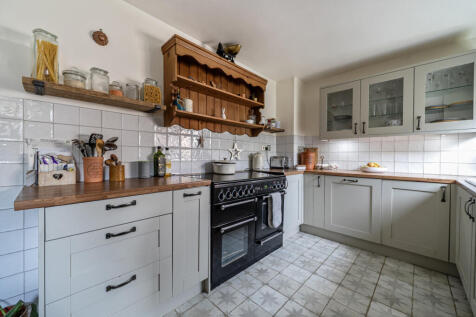 1365497-11-68f789...