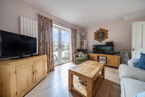 1365497-7-68f7877...