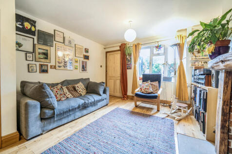 1371215-11-68f8f9...