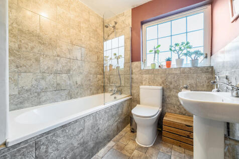 1371215-14-68f8f9...