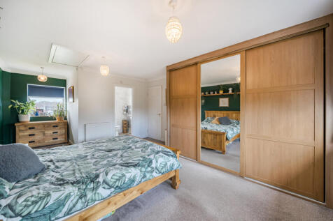 1373743-15-6900ed...