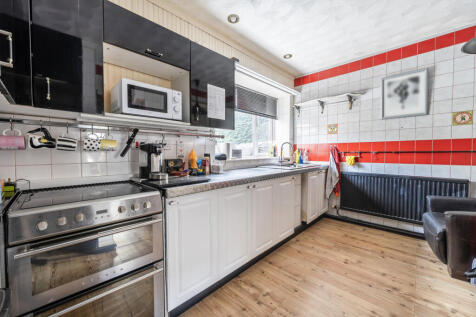 1370059-9-6900bd3...