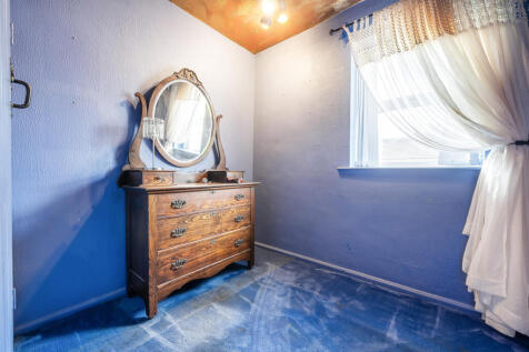 1370059-7-6900bd2...