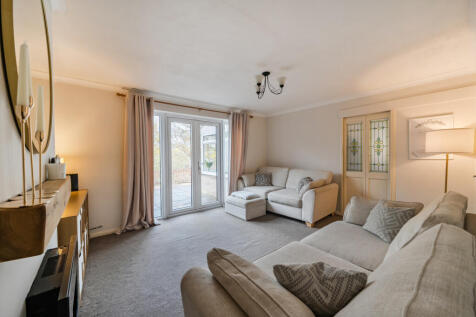 1376853-22-690dd1...