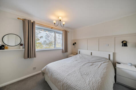 1376853-16-690dd0...