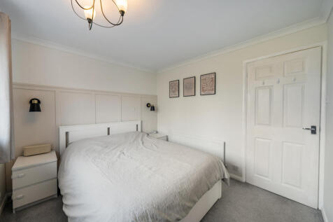 1376853-18-690dd0...