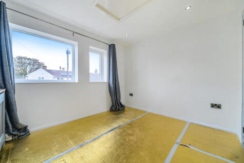 1374044-5-690c7e9...