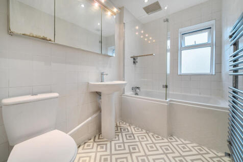 1374044-1-690c7d5...