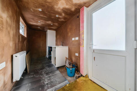 1374044-12-690c7f...