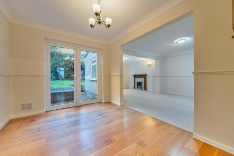 1374642-4-690a271...