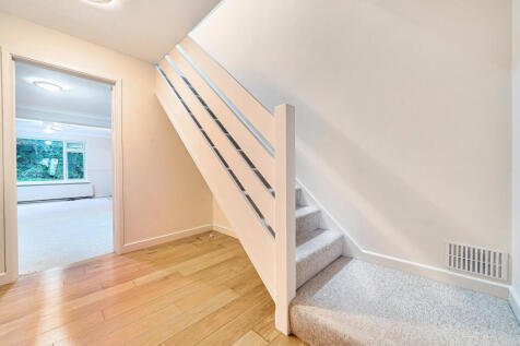 1374642-9-690a290...