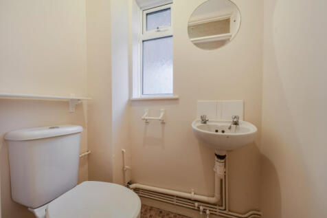 1374642-8-690a28f...