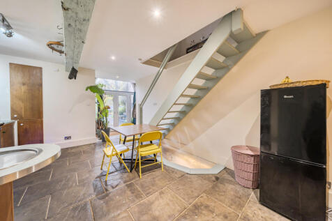 1372510-6-6911e8f...