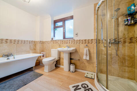 1376615-6-6911d68...