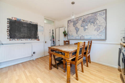 1376615-7-6911d69...