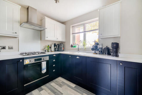 1375434-18-690c89...