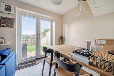 1394332-11-694956...