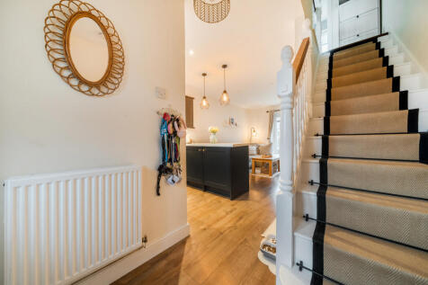 1372592-2-690393e...