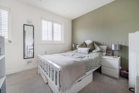 1372592-24-690394...