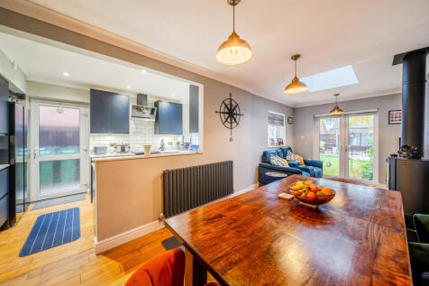 1371947-17-6908e6...