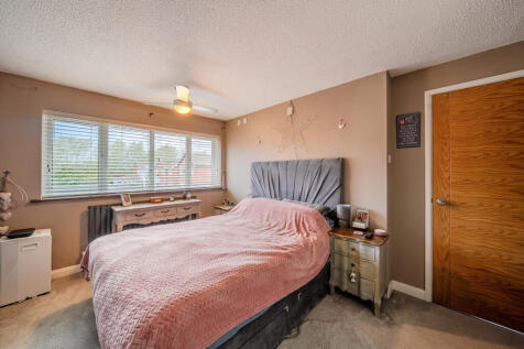 1371947-8-6908e61...