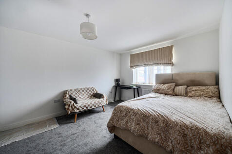 1365395-17-68e8d9...