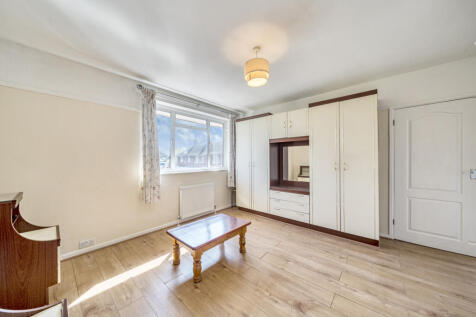 1358971-7-68da6de...