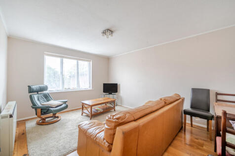 1369269-6-68ecf12...