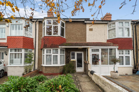 1372710-2-690b432...