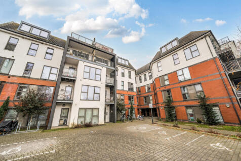 1389233-3-69414c8...