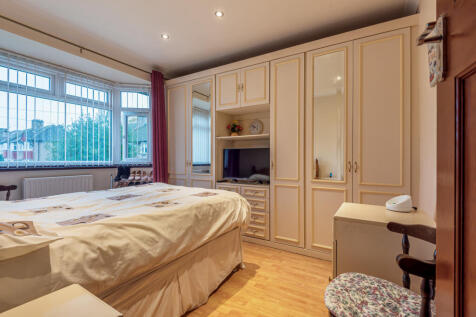 Double Bedroom