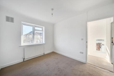 1385084-6-6926e94...