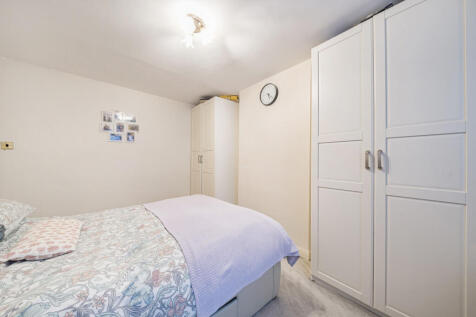 1362489-4-68e93ce...