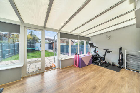 1374054-14-6900f3...