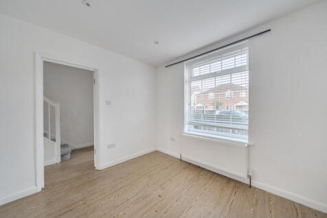 1382908-15-691c55...