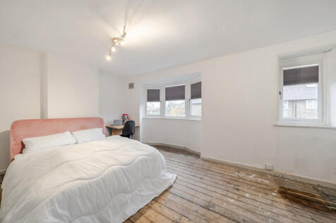 1382904-6-691d99c...