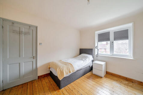 1382904-8-691d99f...