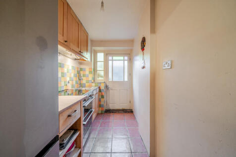 1382904-11-691d9a...