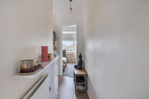 1376689-8-691304d...