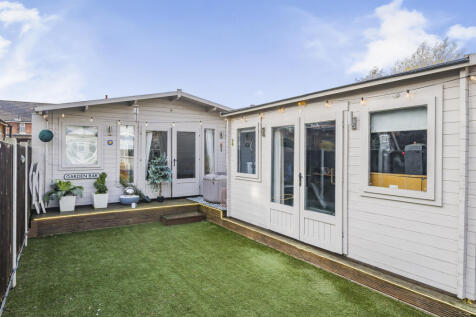 Garden Cabins