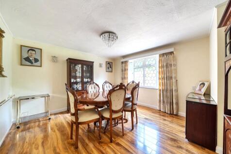Dining Room/Bedroom