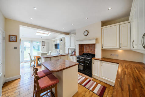 Kitchen//diner