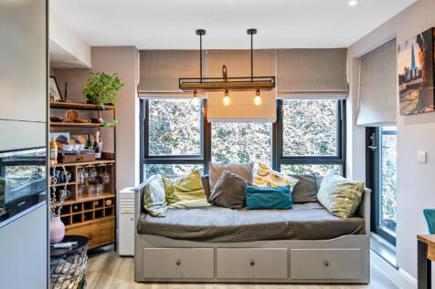 Kitchen/Sitting Room